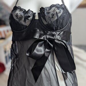 Victoria's Secret Women Sz 34B Black Vintage Y2K Sheer Open Front Flowy Nightie